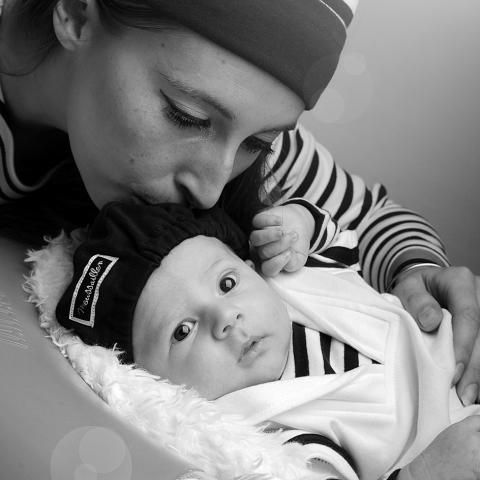 photo bébé et maman thème marin, Photographe enfants montpellier, photographe studio montpellier, studio photo montpellier,  seance photo bebe montpellier, photographe nourisson montpellier, photo naissance montpellier